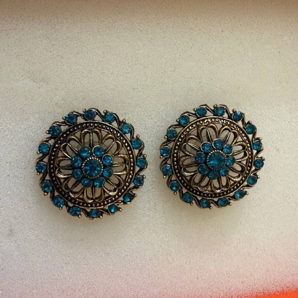 Vintage earrings Gold and turquoise Blue Women’s Studs Earrings